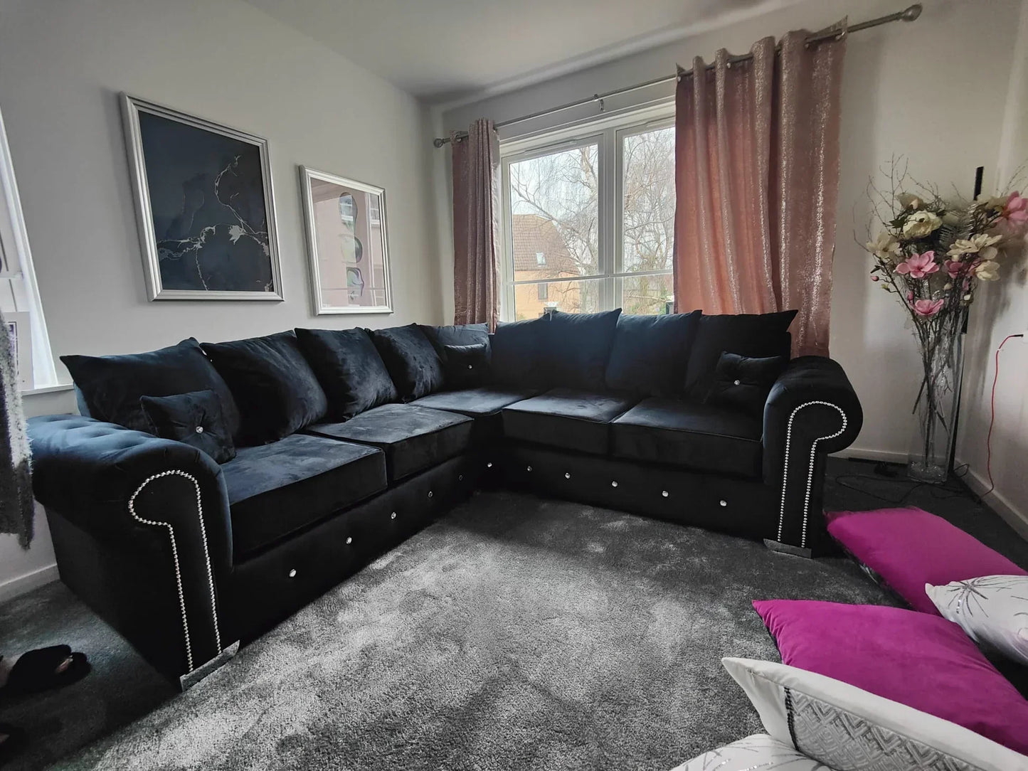 OLYMPIA SOFA - BLACK
