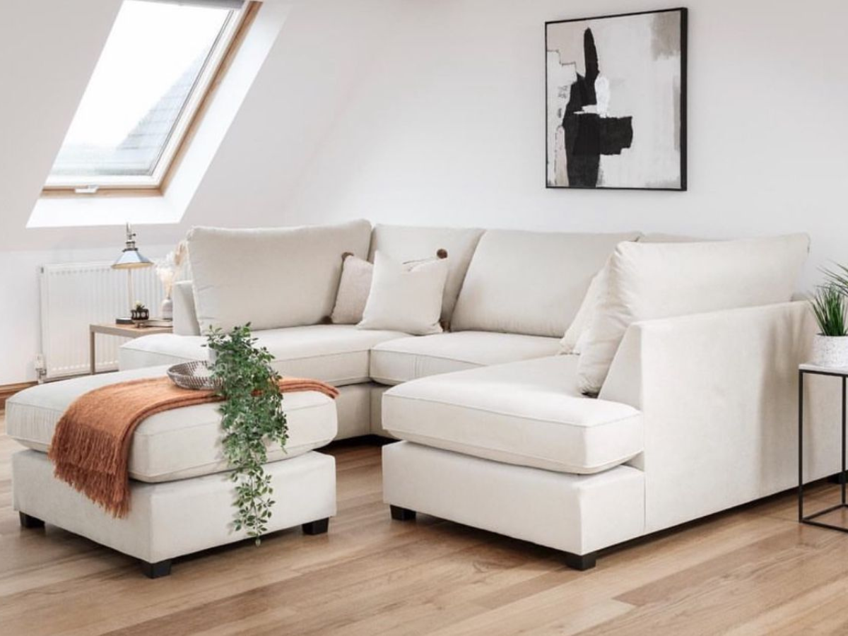 Savoy Full Back Small U Shape Corner Cream + Footstool