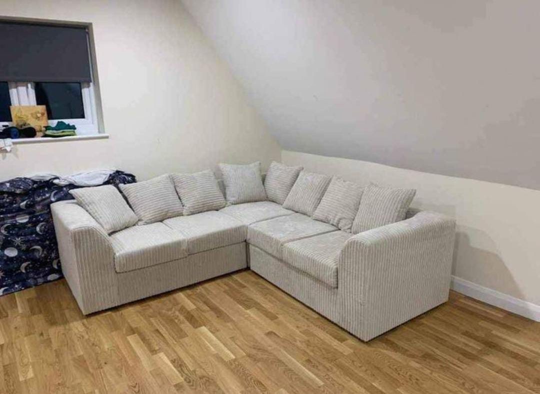 LUXURY JUMBO CORD CORNER SOFAS – ULTIMATE COMFORT, UNBEATABLE STYLE!