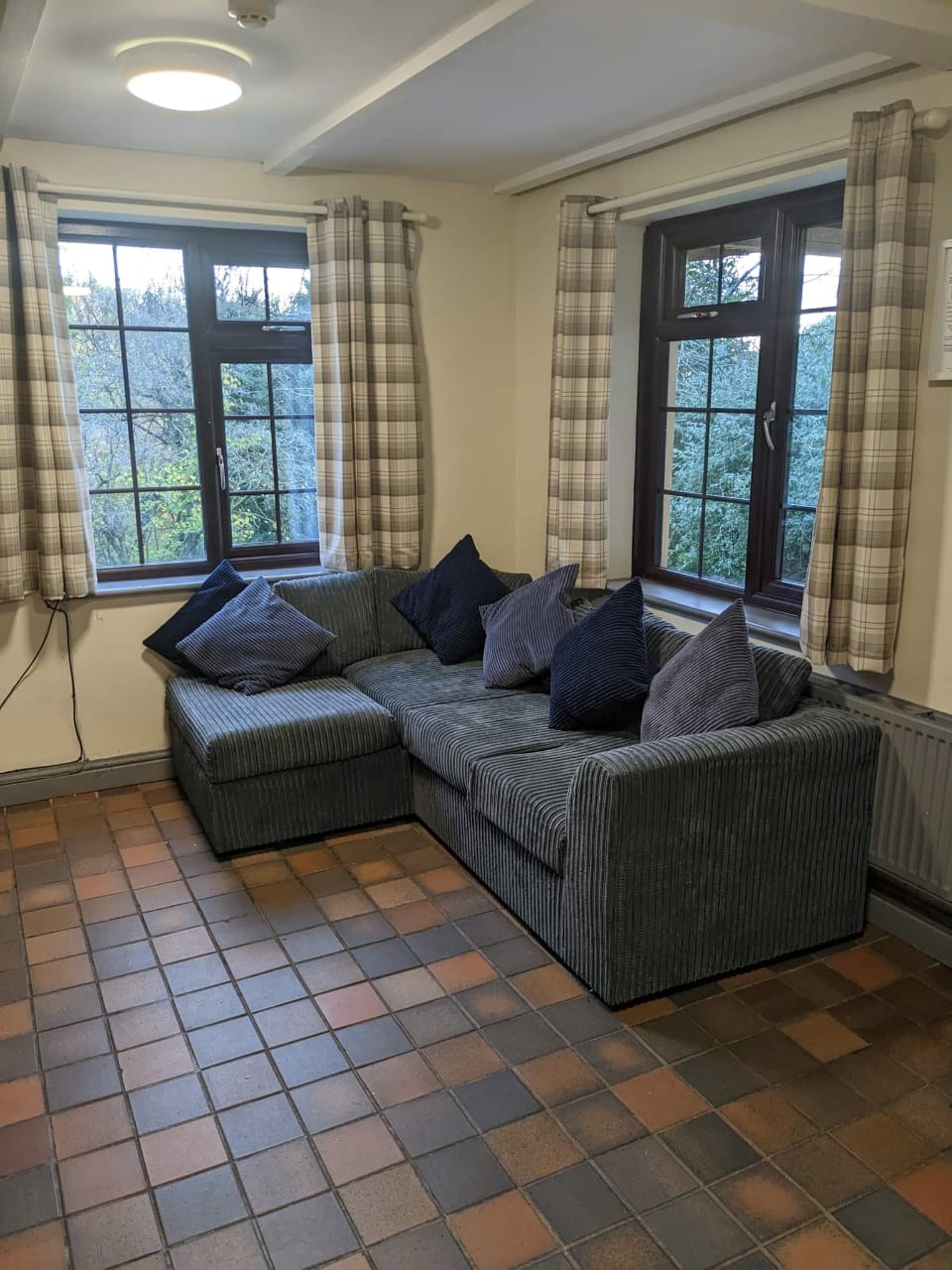 LUXURY JUMBO CORD CORNER SOFAS – ULTIMATE COMFORT, UNBEATABLE STYLE!