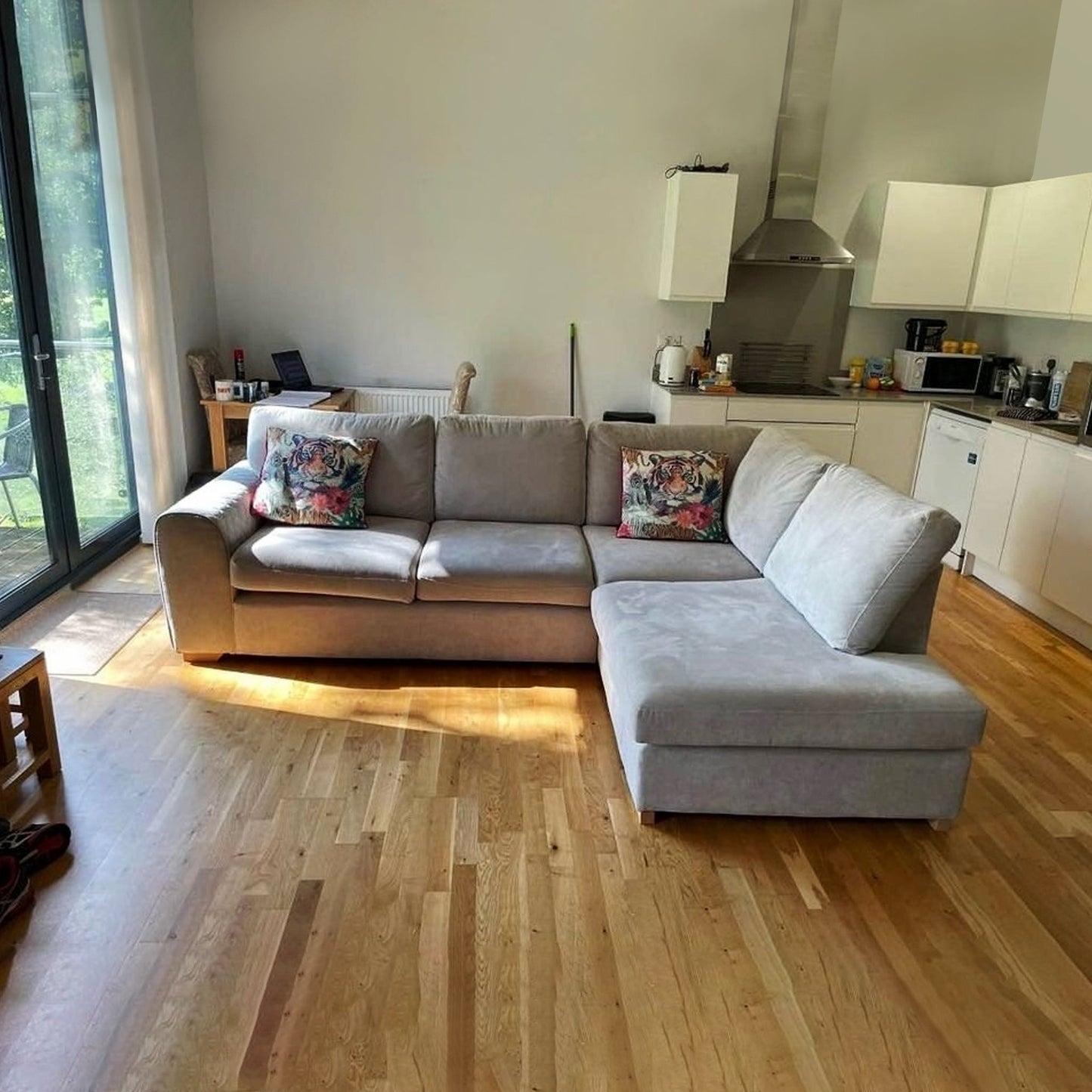 DYLAN 4 SEATER KENSINGTON SOFA HIGH-BACK