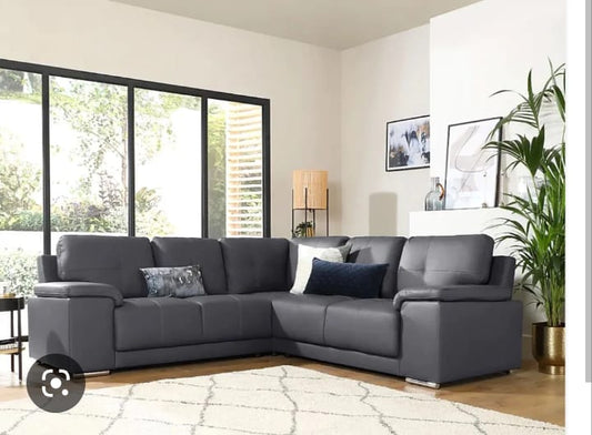KANSAS SOFA – MODERN COMFORT WITH TIMELESS STYLE
